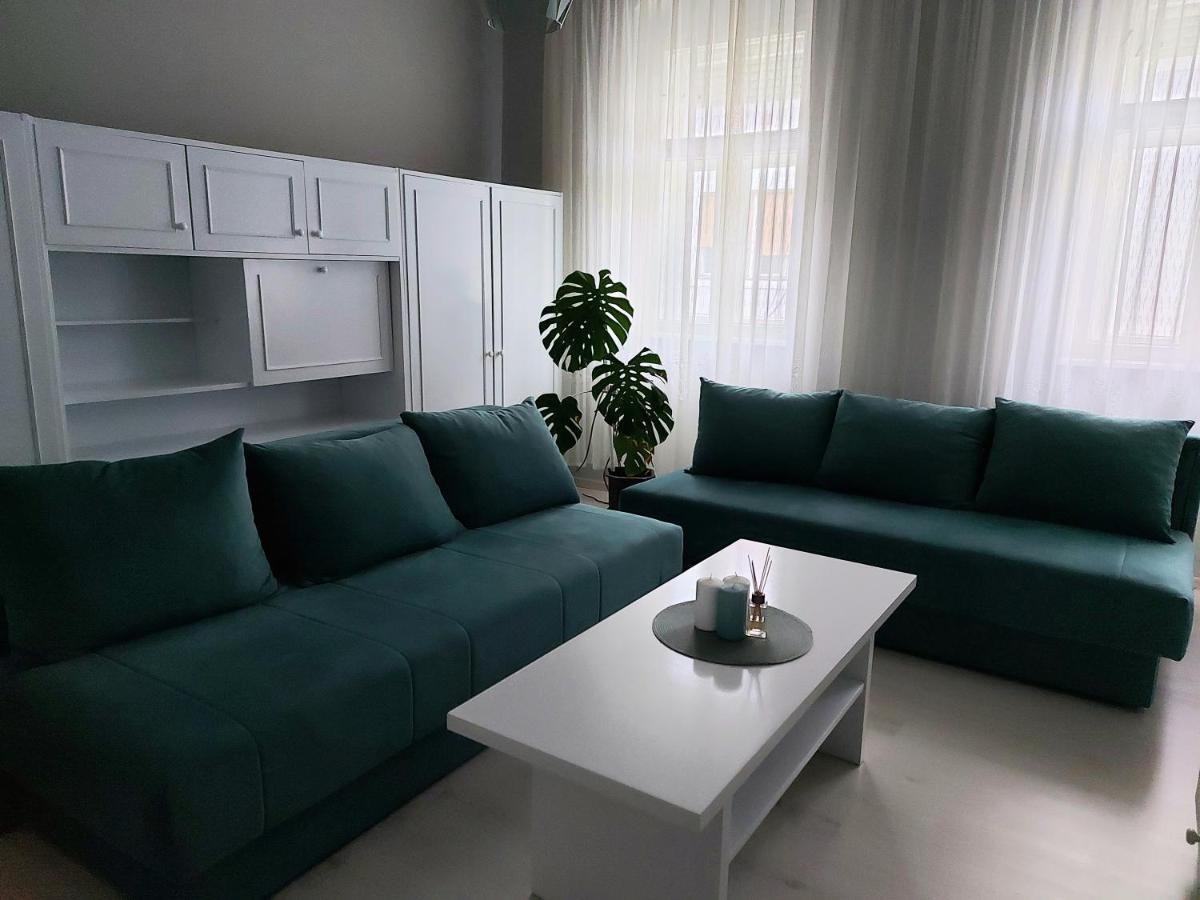 Cozy Apartment In Kikinda Exterior photo